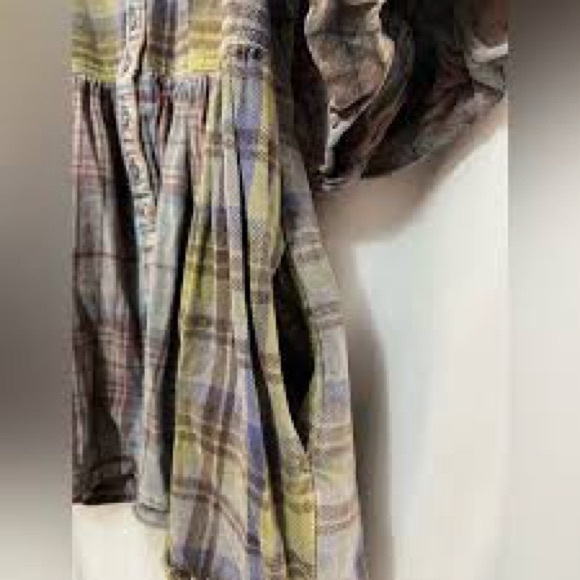 Free People Moon Bay Plaid Button-Up Women’s Top - Picture 2 of 4